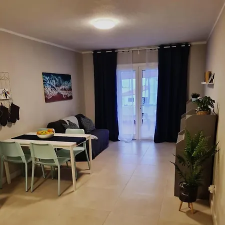 Blue Ocean Apartment